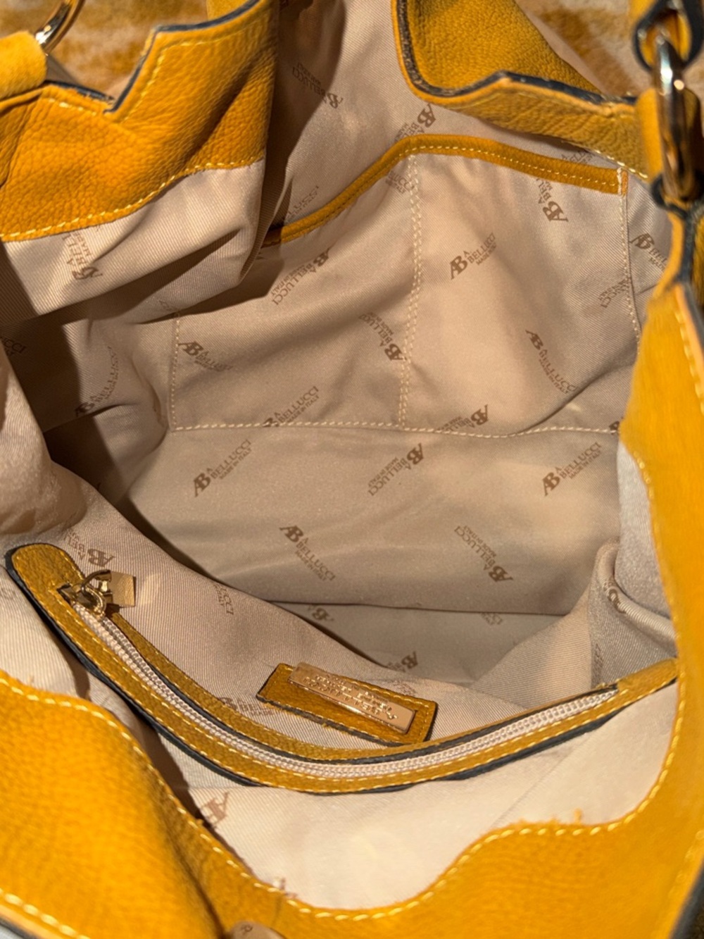 A. Bellucci Tan Leather Shoulder Hobo Handbag Large Italy - Picture 7 of 10